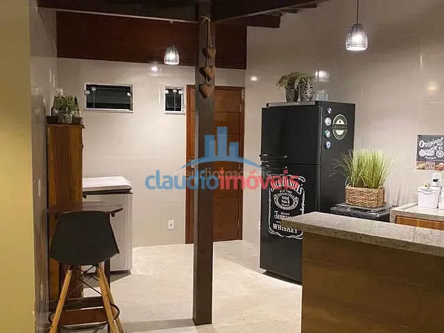Casa com 195m² 3 quartos e 1 banheiro, à venda, no bairro Centro em Rio Claro