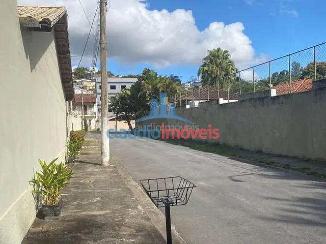 Casa com 195m² 3 quartos e 1 banheiro, à venda, no bairro Centro em Rio Claro