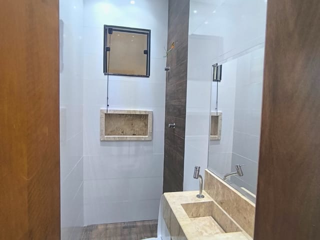 Casa com 300m² 3 quartos e 4 banheiros, à venda, no bairro Sabaúna em Mogi das Cruzes