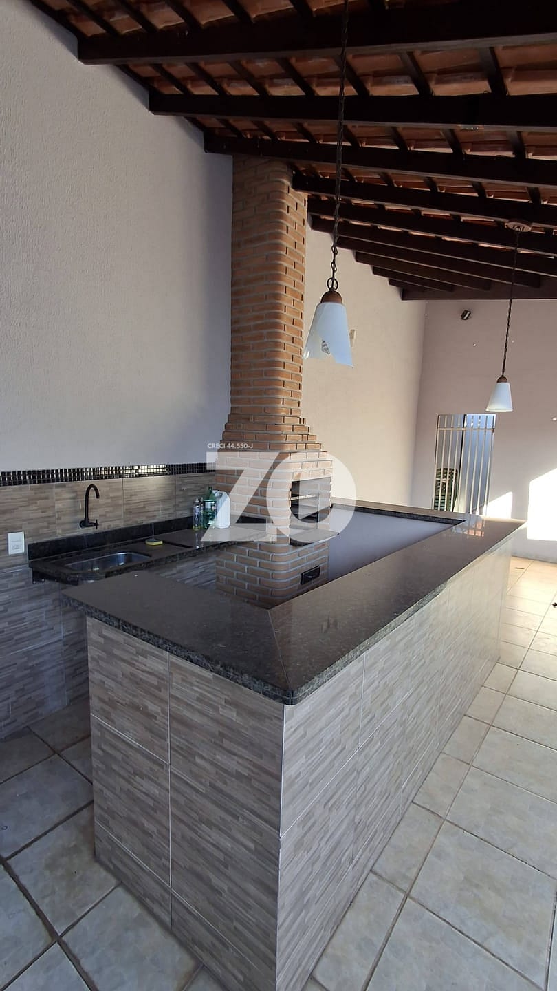 Casa, 3 quartos, 193 m² - Foto 1