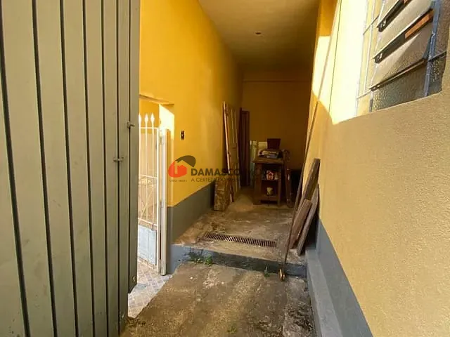 Casa com 335m² 2 quartos e 1 banheiro, à venda, no bairro Santa Paula em São Caetano do Sul