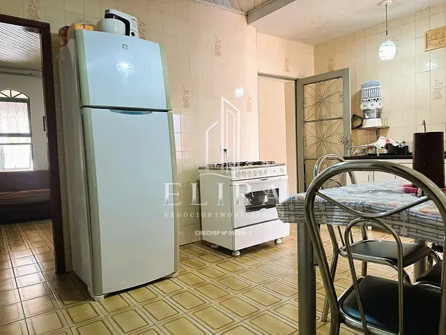 Casa com 150m² 2 quartos e 1 banheiro, à venda, no bairro Vila Molon em Americana