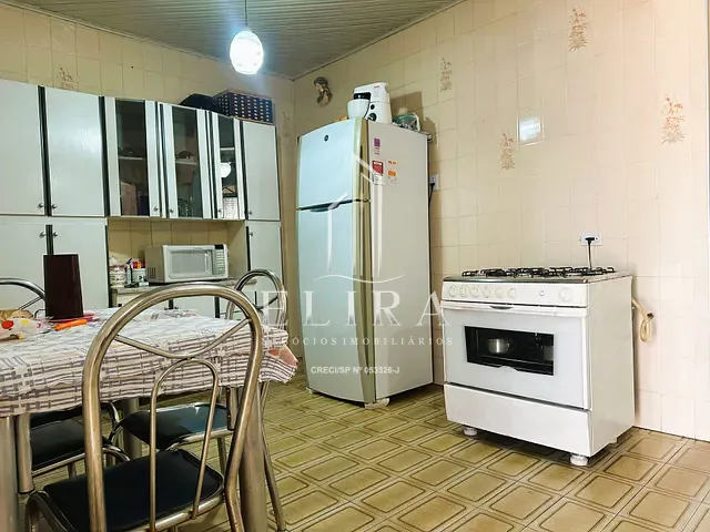 Casa com 150m² 2 quartos e 1 banheiro, à venda, no bairro Vila Molon em Americana