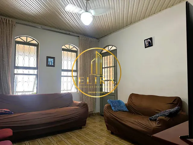 Casa com 150m² 2 quartos e 1 banheiro, à venda, no bairro Vila Molon em Americana