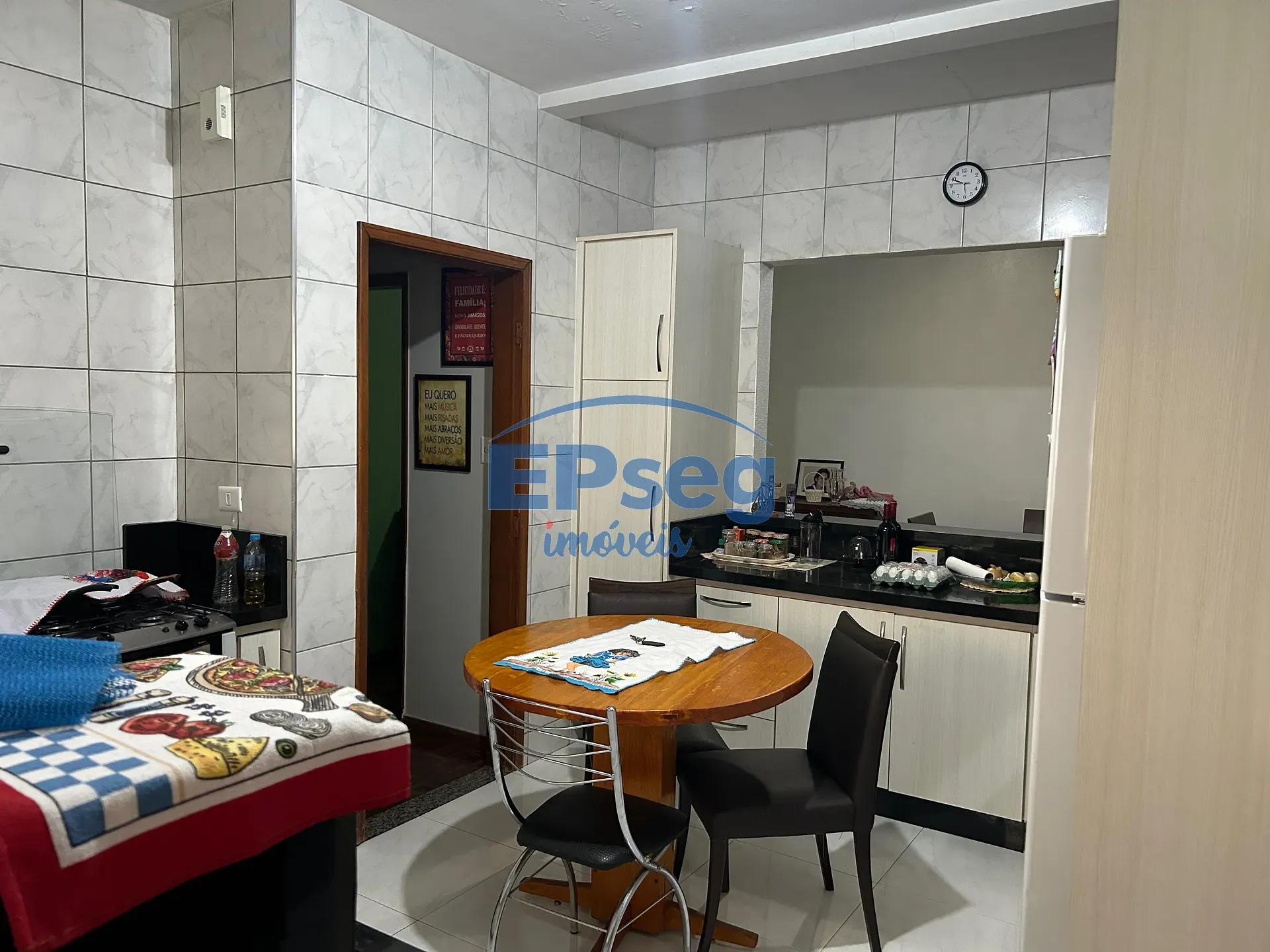 Casa, 5 quartos, 321 m² - Foto 2