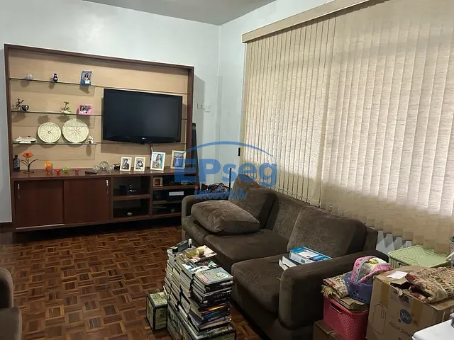 Casa com 309m² 5 quartos e 2 banheiros, à venda, no bairro Boa Vista em Londrina