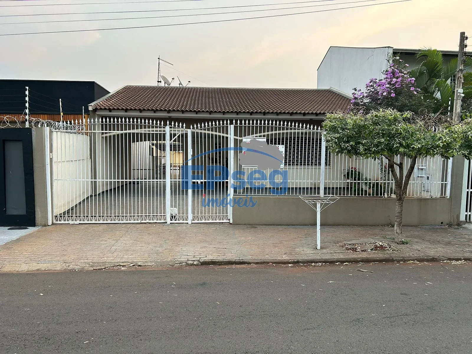 Casa, 5 quartos, 321 m² - Foto 1
