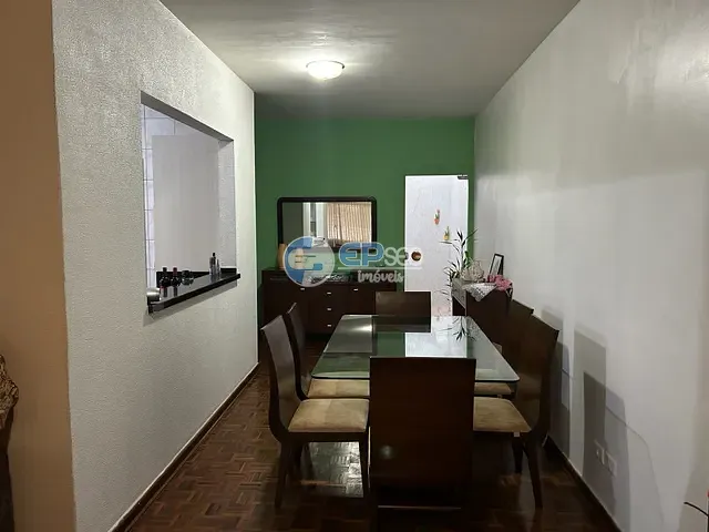 Casa com 309m² 5 quartos e 2 banheiros, à venda, no bairro Boa Vista em Londrina