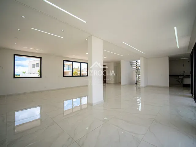 Casa com 526m² 4 quartos e 6 banheiros, à venda, no bairro Granja Viana em Carapicuíba