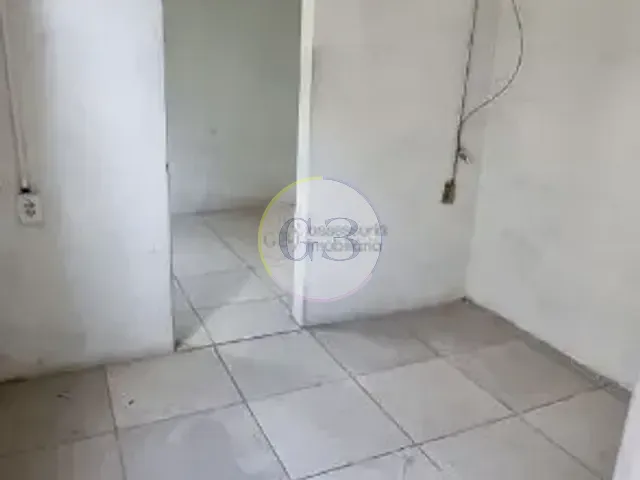 Casa 3 quartos e 2 banheiros, à venda ou para alugar, no bairro Centro em Pelotas