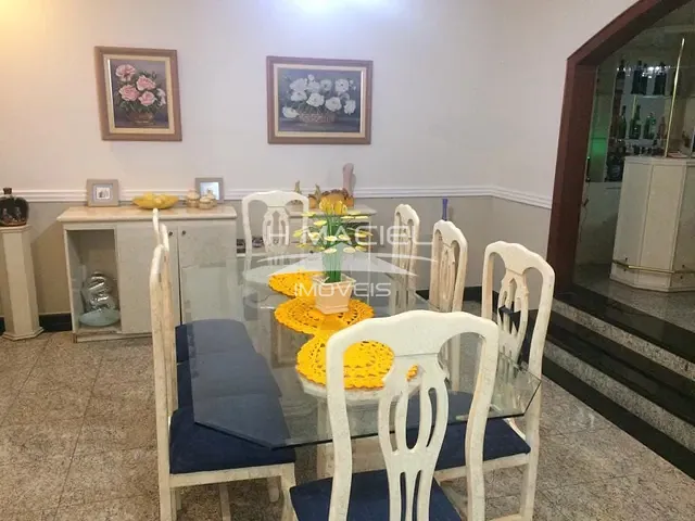 Casa com 250m² 3 quartos e 3 banheiros, à venda, no bairro Parque Beatriz em Campinas