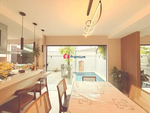 Casa 5 quartos e 4 banheiros, à venda, no bairro Barra da Tijuca em Rio de Janeiro