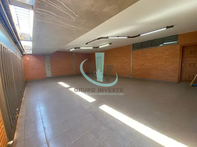 Sobrado com 409m² 5 quartos e 7 banheiros, à venda ou para alugar, no bairro CENTRO em ARARAQUARA
