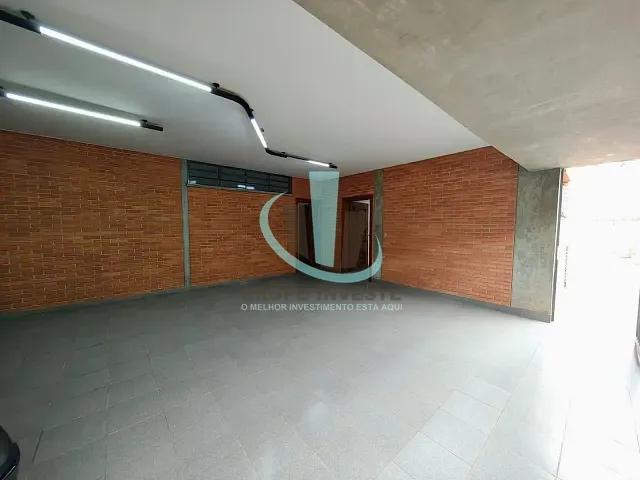 Sobrado com 409m² 5 quartos e 7 banheiros, à venda, no bairro CENTRO em ARARAQUARA