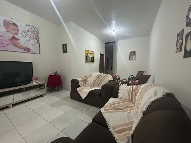 Casa 4 quartos e 1 banheiro, à venda, no bairro Nossa Senhora de Fátima em Paulo Afonso