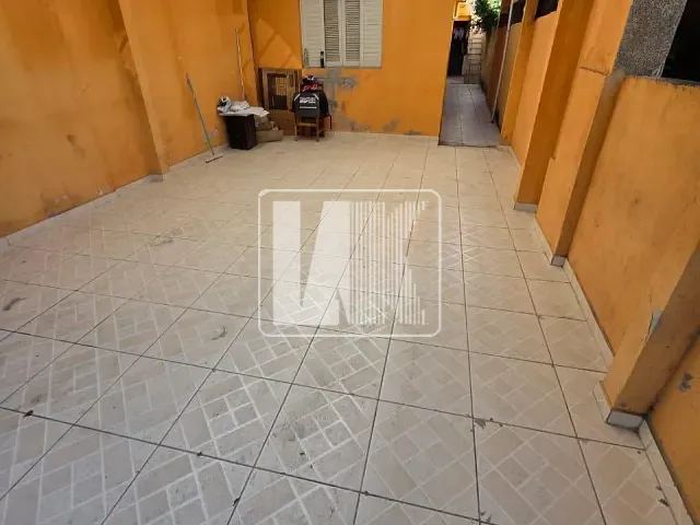 Casa com 35m² 1 quarto e 1 banheiro, para alugar, no bairro Vila Palmares em Santo André
