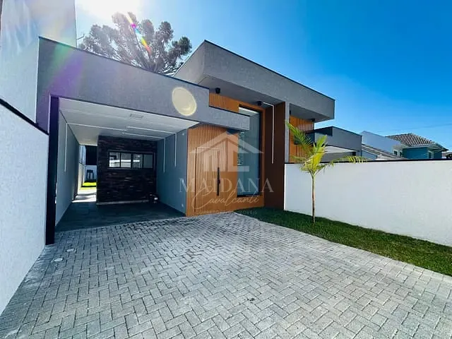 Casa com 224m² 4 quartos e 2 banheiros, à venda, no bairro Águas Belas em São José dos Pinhais