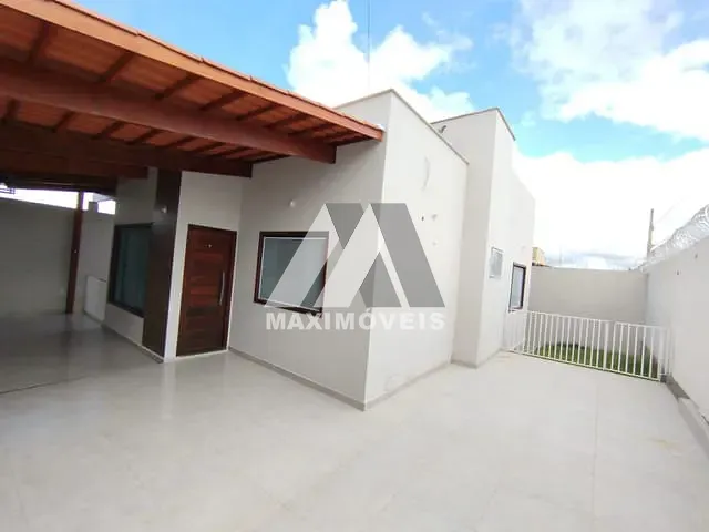 Casa com 180m² 2 quartos e 1 banheiro, para alugar, no bairro São Geraldo em Araçuaí