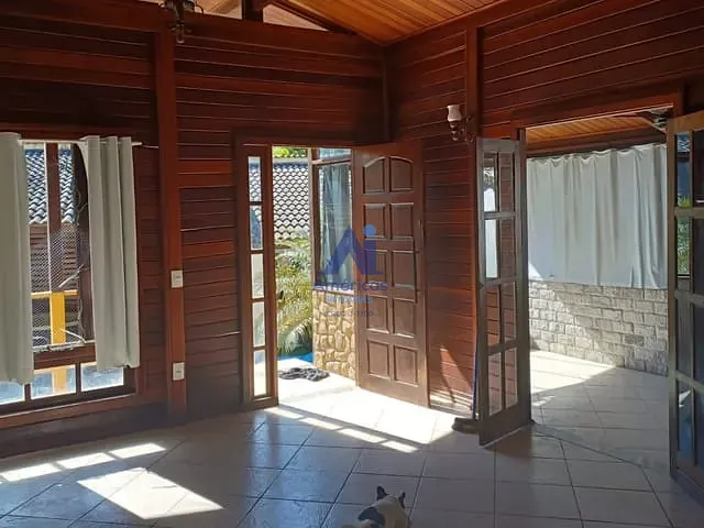 Casa com 405m² 2 quartos e 2 banheiros, à venda, no bairro Barra de Guaratiba em Rio de Janeiro