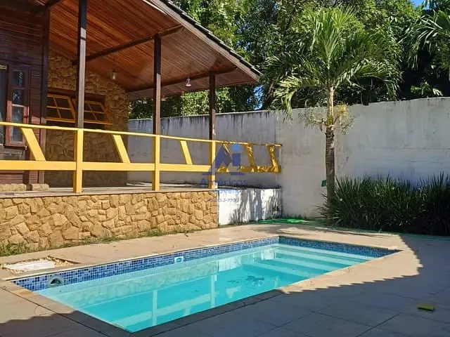 Casa com 405m² 2 quartos e 2 banheiros, à venda, no bairro Barra de Guaratiba em Rio de Janeiro