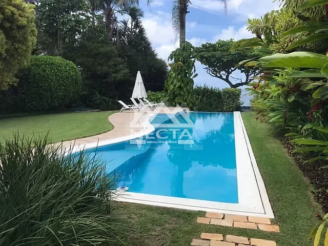 Casa com 2118m² 5 quartos e 5 banheiros, à venda, no bairro Camburi em São Sebastião