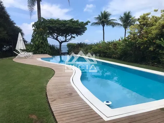 Casa com 2118m² 5 quartos e 5 banheiros, à venda, no bairro Camburi em São Sebastião