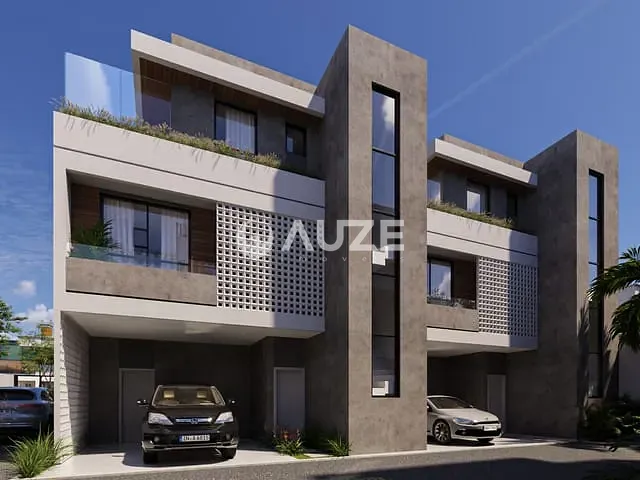 Casa com 265m² 3 quartos e 5 banheiros, à venda, no bairro Água Verde em Curitiba