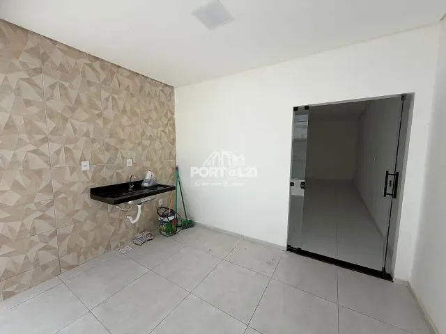 Casa com 150m² 3 quartos e 2 banheiros, à venda, no bairro Monte Castelo em Juazeiro