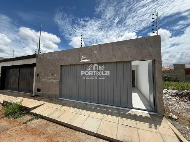 Casa com 150m² 3 quartos e 2 banheiros, à venda, no bairro Monte Castelo em Juazeiro