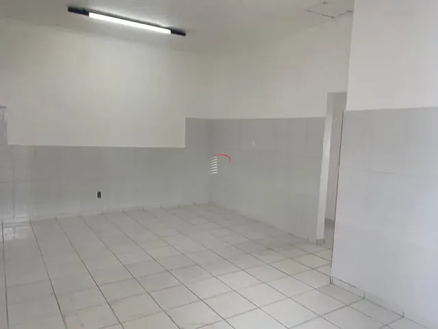 Casa com 430m², à venda, no bairro Centro em Londrina