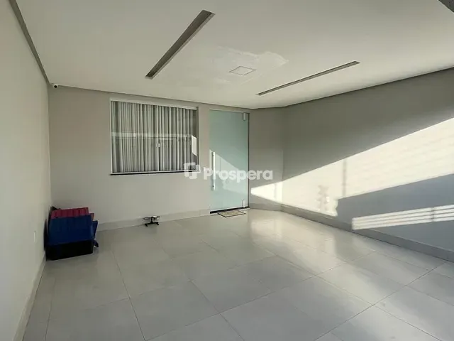 Casa 3 quartos e 3 banheiros, à venda, no bairro Residencial Ayrton Senna em Anápolis