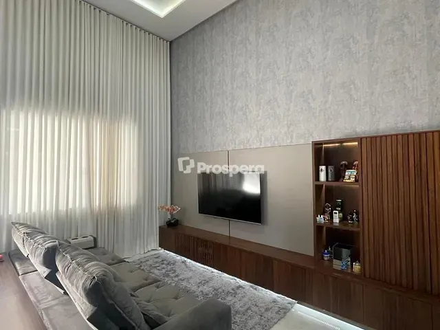 Casa 3 quartos e 3 banheiros, à venda, no bairro Residencial Ayrton Senna em Anápolis