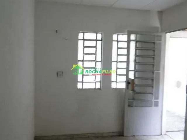 Casa com 100m² 2 quartos e 1 banheiro, para alugar, no bairro Porta Alegre em Teresina
