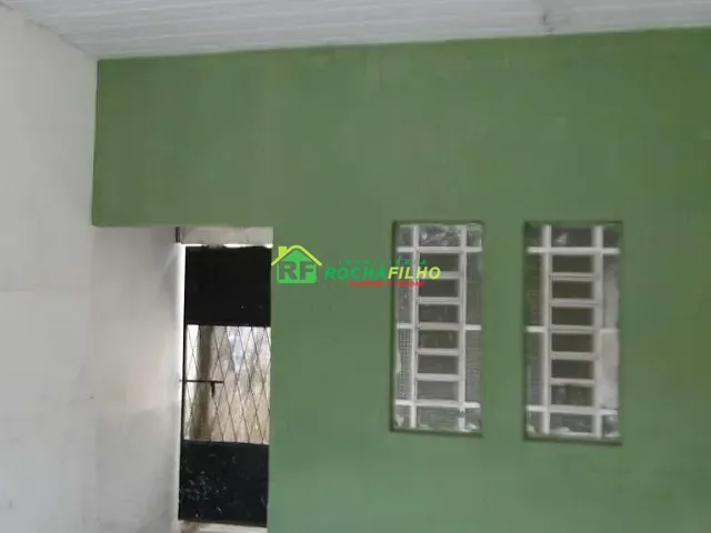Casa com 100m² 2 quartos e 1 banheiro, para alugar, no bairro Porta Alegre em Teresina