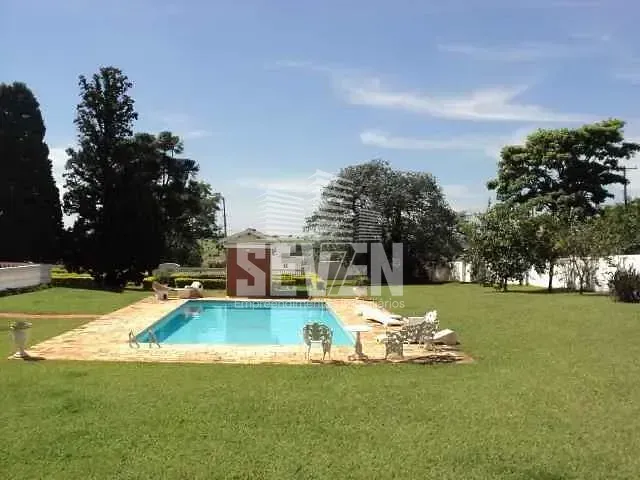 Casa com 4497m² 3 quartos e 4 banheiros, à venda, no bairro Jardim Shangri-Lá em Bauru