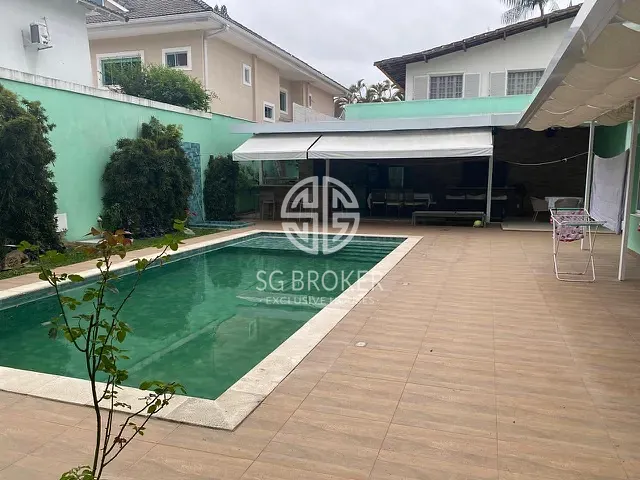 Casa com 570m² 6 quartos e 6 banheiros, à venda, no bairro Barra da Tijuca em Rio de Janeiro