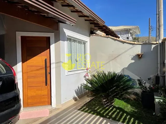 Casa com 140m² 2 quartos e 3 banheiros, à venda, no bairro Vale do Sol em Pinheiral