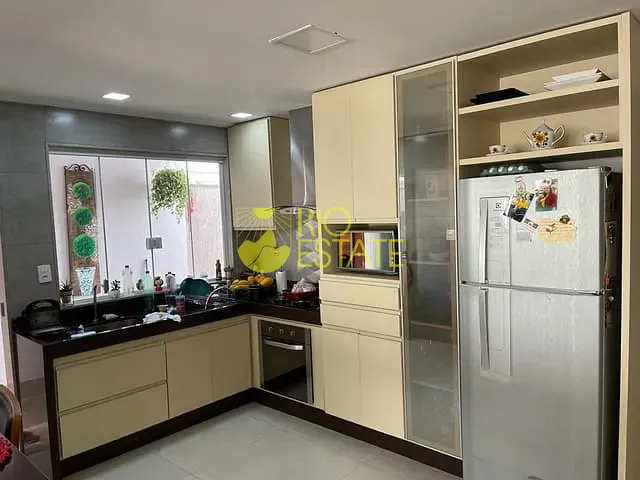 Casa com 140m² 2 quartos e 3 banheiros, à venda, no bairro Vale do Sol em Pinheiral