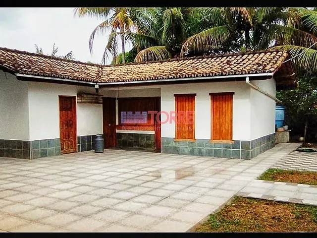 Casa com 1800m² 6 quartos e 6 banheiros, à venda, no bairro São Francisco em Ilhéus