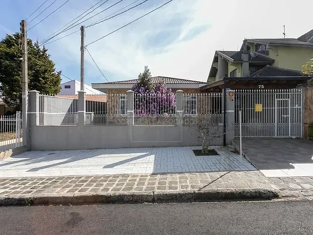 Casa com 155m² 3 quartos e 2 banheiros, à venda, no bairro Barreirinha em Curitiba