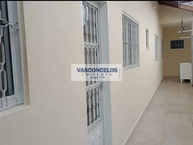 Casa com 150m² 1 quarto e 1 banheiro, à venda, no bairro Parque Industrial em São José dos Campos