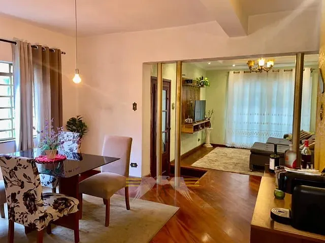 Casa 8 quartos e 4 banheiros, à venda ou para alugar, no bairro Tatuapé em São Paulo