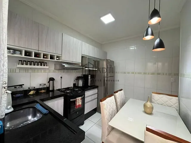 Casa 2 quartos e 1 banheiro, à venda, no bairro Vila São Paulo em Mogi das Cruzes