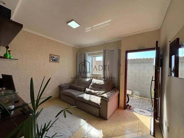 Casa 2 quartos e 1 banheiro, à venda, no bairro Vila São Paulo em Mogi das Cruzes