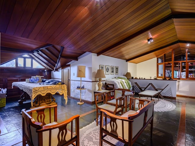 Casa com 1200m² 4 quartos e 4 banheiros, à venda, no bairro Setor de Habitações Individuais Sul em Brasília