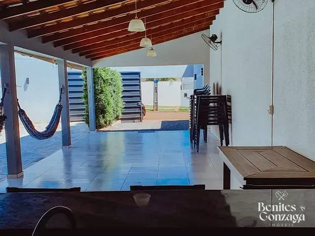 Casa com 270m² 1 quarto e 2 banheiros, à venda, no bairro Jardim Campo Belo em Maringá