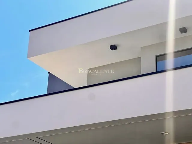 Casa 3 quartos e 4 banheiros, à venda, no bairro Roncáglia em Valinhos