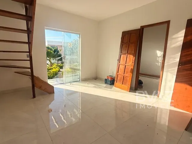 Casa com 2000m² 3 quartos e 2 banheiros, à venda, no bairro Peró em Cabo Frio