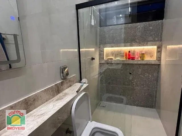 Casa com 490m² 4 quartos e 5 banheiros, à venda, no bairro Residencial Cerejeiras em Anápolis