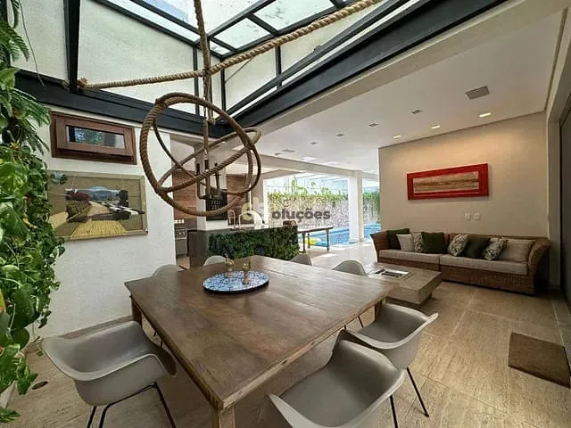 Casa 4 quartos e 7 banheiros, à venda, no bairro Cidade Jardim em São Paulo